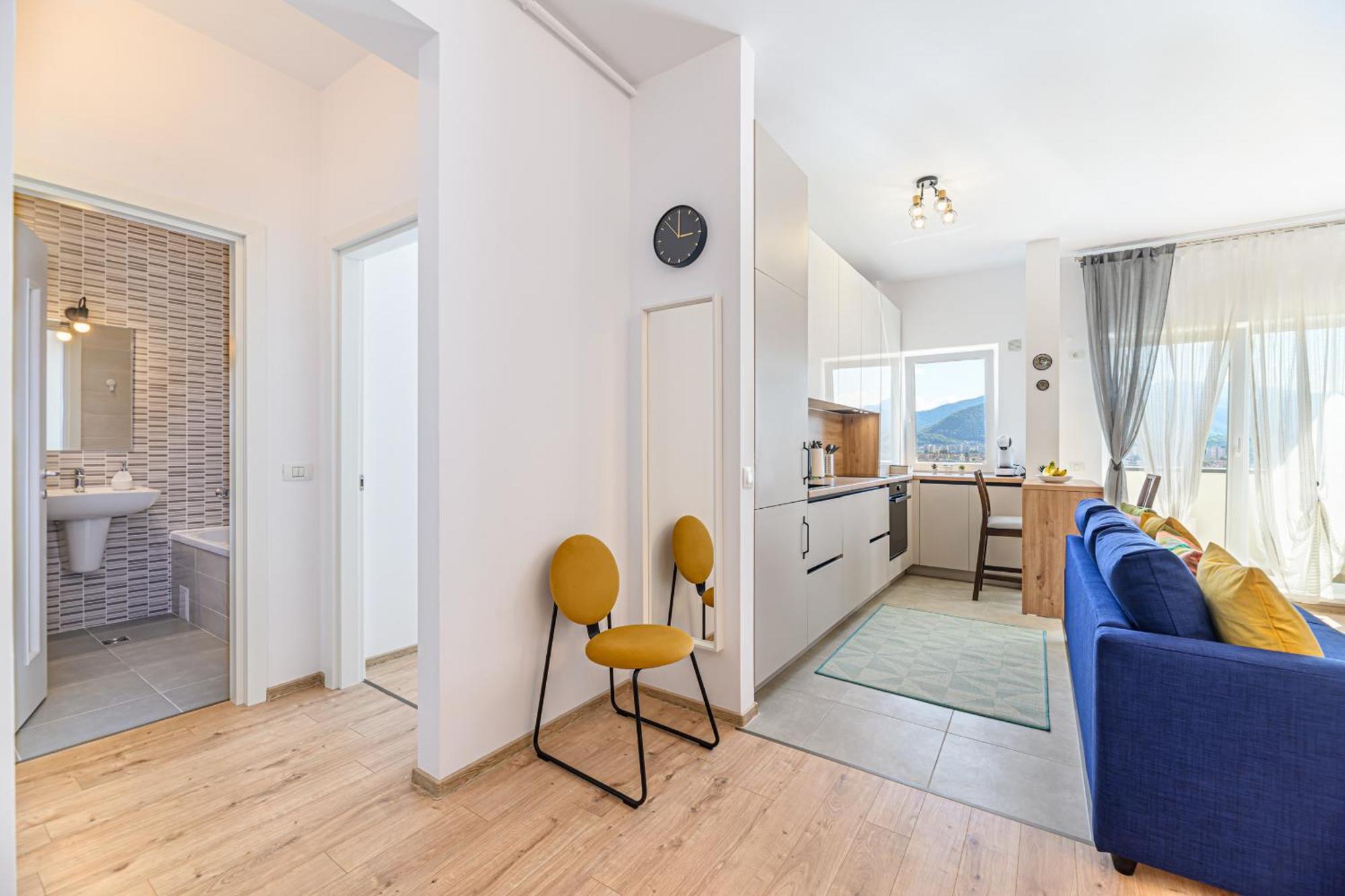 Wood Apartment *